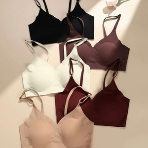 4pc seamless bra set